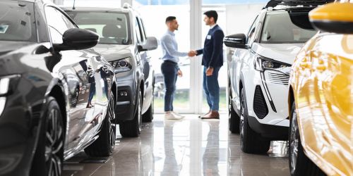 Lease-or-buy-car-for-business-1.jpg